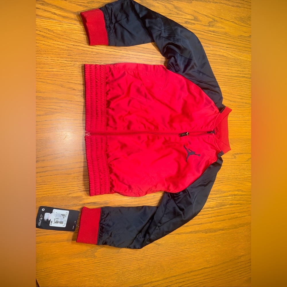 New. Girls Gym Red Jordan Hooded Zip Up Jacket  Size Small (8-10)